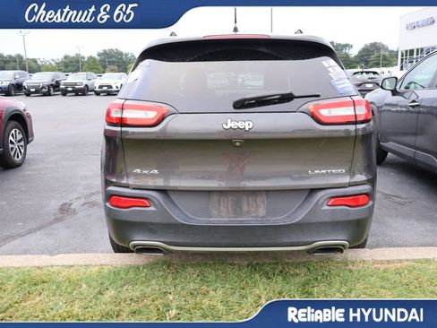 Used 2015 Jeep Cherokee Limited w/ Luxury Group AWD/4WD image 18