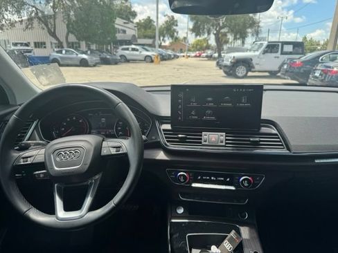 Used 2023 Audi Q5 2.0T Premium w/ Convenience Package AWD/4WD image 9