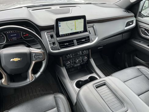 Used 2021 Chevrolet Suburban High Country AWD/4WD image 13
