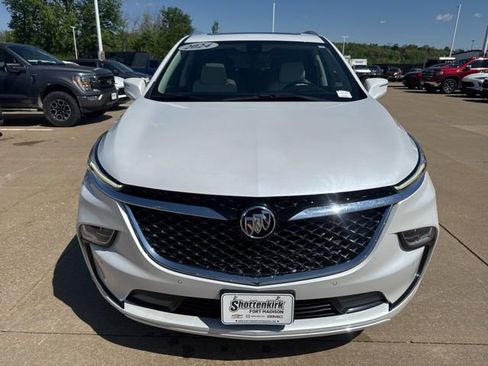 Used 2024 Buick Enclave Avenir w/ Avenir Technology Package AWD/4WD image 8