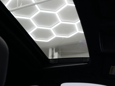 Used 2024 Honda Accord Sport image 29