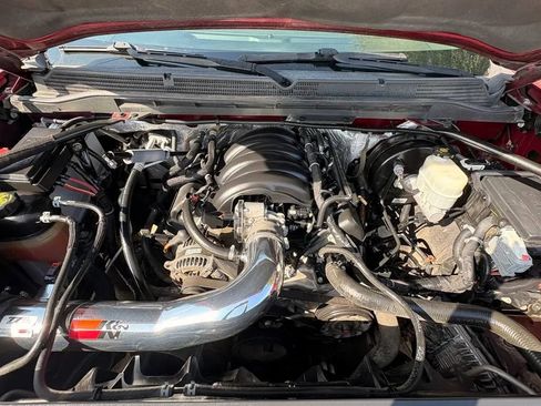 Used 2015 GMC Sierra 1500 SLE w/ SLE Value Package AWD/4WD image 9
