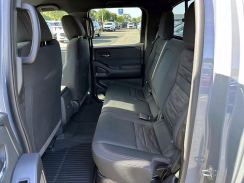 Used 2024 Nissan Frontier PRO-4X w/ Technology Package AWD/4WD image 12