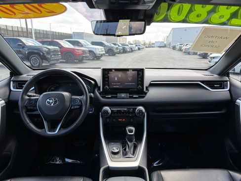 Used 2020 Toyota RAV4 XSE w/ XSE Grade Weather Package image 30
