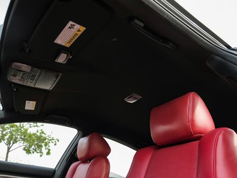 Used 2019 Honda Accord Sport image 34