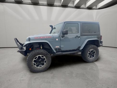 Used 2013 Jeep Wrangler Rubicon AWD/4WD image 3