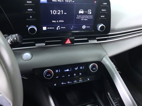 Used 2021 Hyundai Elantra SEL w/ Convenience Package FWD image 15