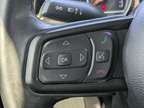 Used 2019 Jeep Wrangler Sport AWD/4WD image 21