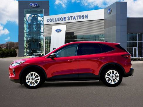 Used 2026 Ford Escape Active FWD image 3