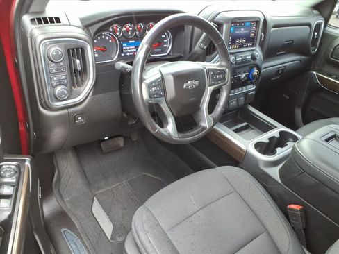 Used 2019 Chevrolet Silverado 1500 LT Trail Boss AWD/4WD image 8