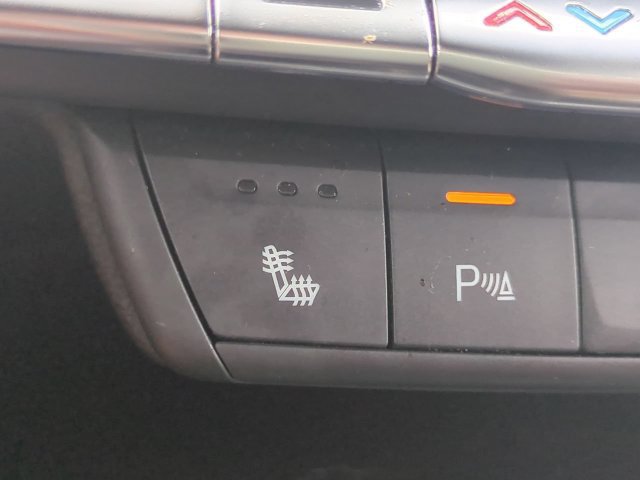 Used 2019 Cadillac XT4 Sport w/ Driver Assist Package FWD image 23