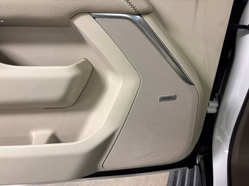 Used 2021 GMC Yukon Denali w/ Denali Premium Package image 26