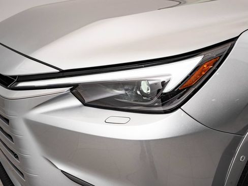 Certified 2025 Lexus TX 350 AWD w/ Technology Package image 15