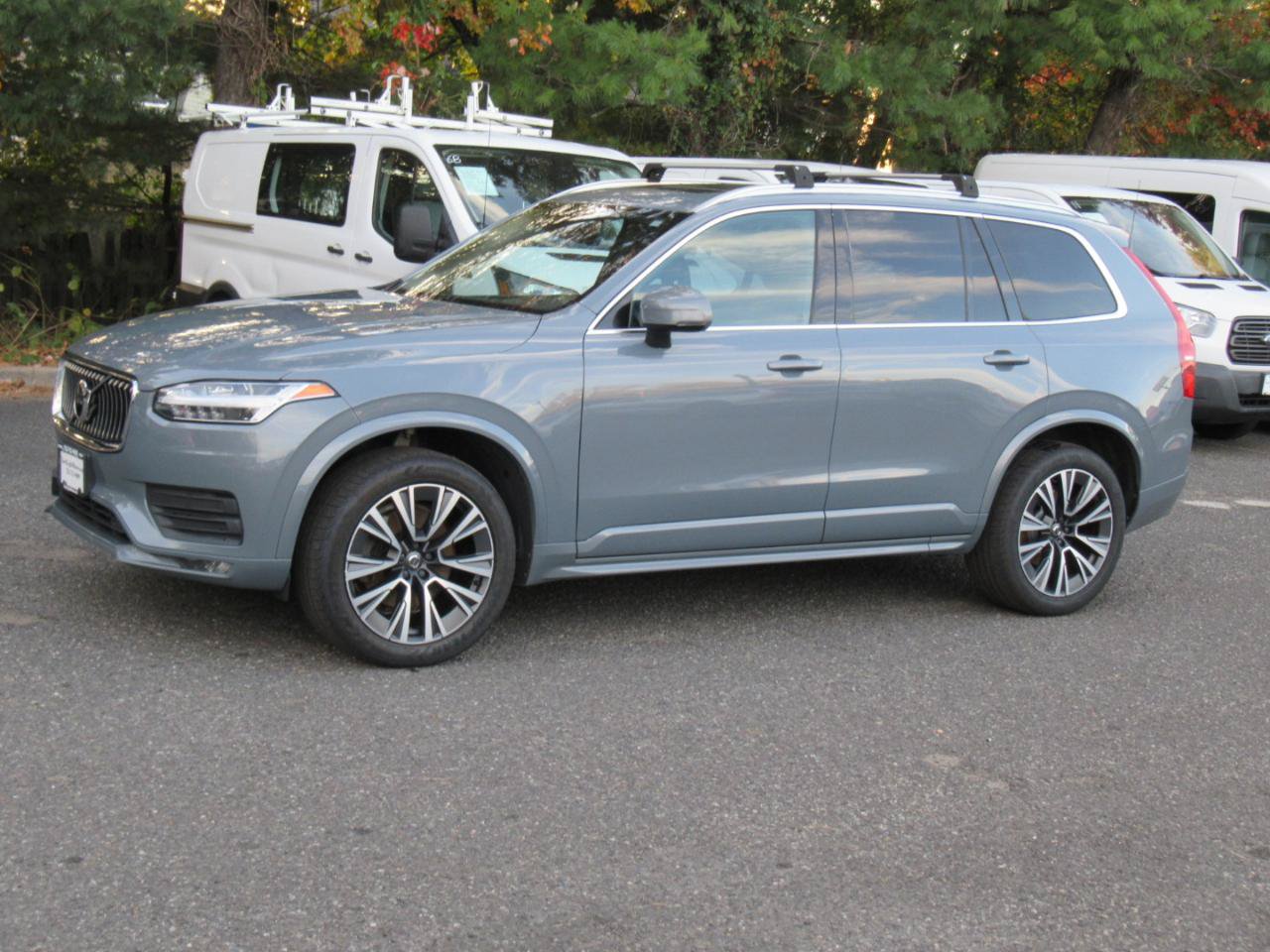 Used 2020 Volvo XC90 T5 Momentum AWD/4WD image 2