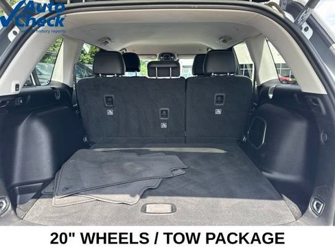 Used 2023 Jeep Grand Cherokee Limited w/ Trailer Tow Prep Group (B) AWD/4WD image 32