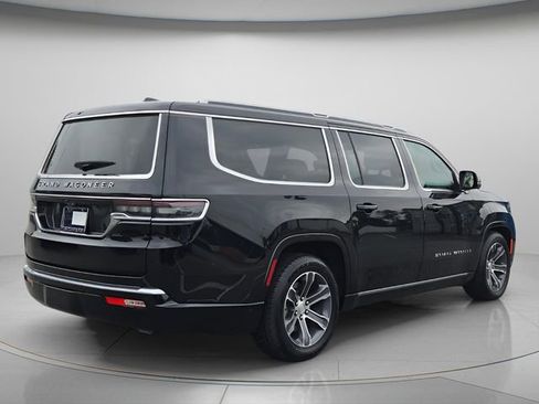 Used 2024 Jeep Grand Wagoneer L 4WD image 7
