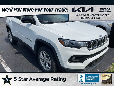 Used 2024 Jeep Compass Latitude AWD/4WD image 1