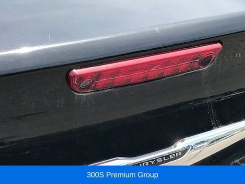 Used 2017 Chrysler 300 S w/ 300S Premium Group AWD/4WD image 6