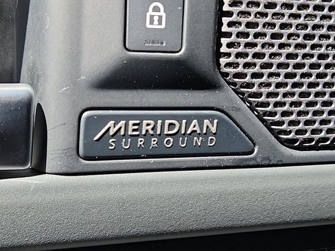 Used 2023 Land Rover Defender 110 X AWD/4WD image 25