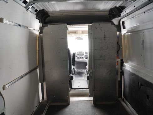 Used 2016 RAM ProMaster 2500 w/ Premium Appearance Group image 21