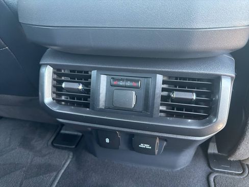 Used 2023 Ford F150 Lariat w/ Equipment Group 502A High AWD/4WD image 19
