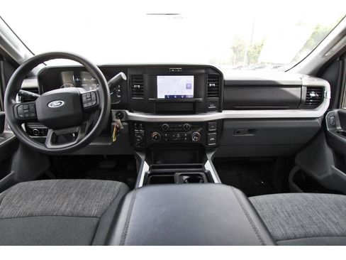 Used 2025 Ford F250 XLT w/ FX4 Off-Road Package AWD/4WD image 9