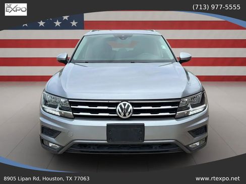 Used 2020 Volkswagen Tiguan SEL image 3