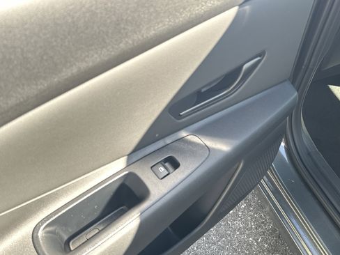 New 2026 Hyundai Elantra Sport FWD image 12