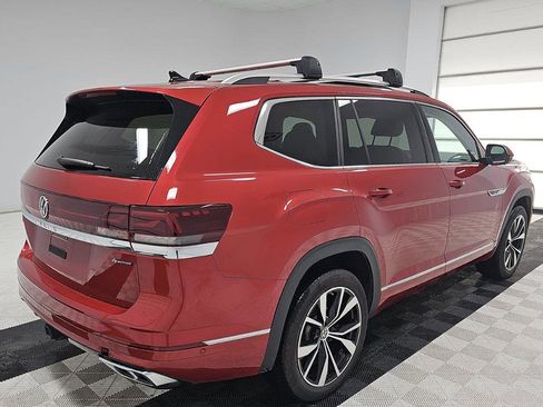 Used 2024 Volkswagen Atlas SEL Premium R-Line AWD/4WD image 3