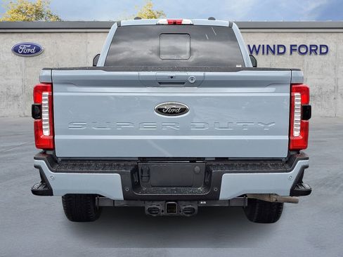 Used 2024 Ford F250 Lariat w/ Black Appearance Package image 5