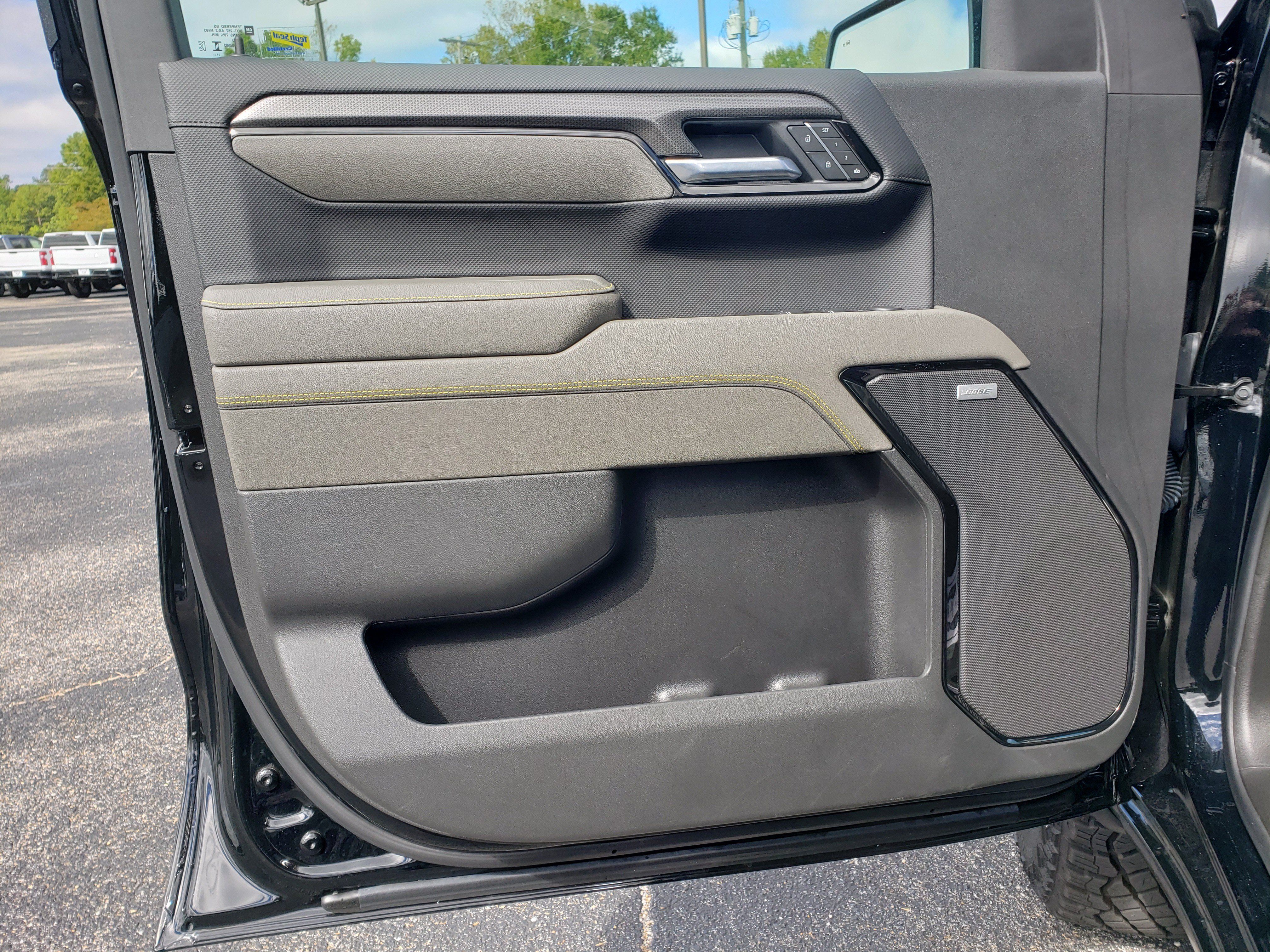 Used 2026 Chevrolet Silverado 1500 ZR2 w/ LPO, Dark Essentials Package AWD/4WD image 11