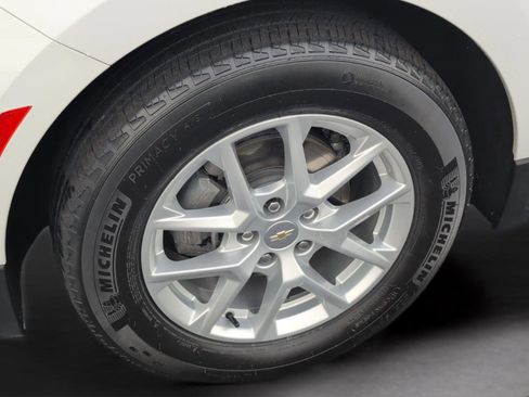 Used 2024 Chevrolet Equinox LS FWD image 38