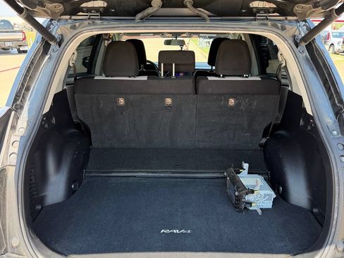 Used 2016 Toyota RAV4 XLE AWD/4WD image 22