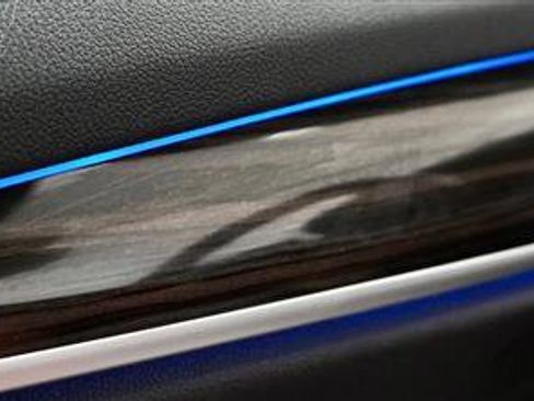 Used 2019 BMW 530e w/ Convenience Package image 28