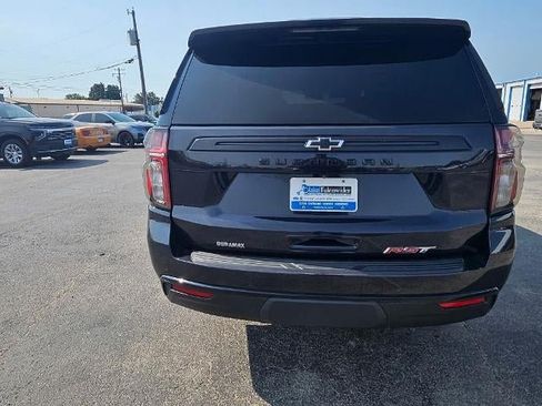 Used 2023 Chevrolet Suburban RST AWD/4WD image 3