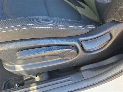 Used 2017 Kia Soul + image 22