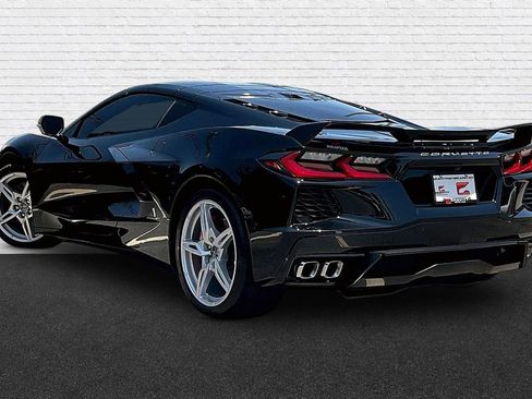 Used 2021 Chevrolet Corvette Stingray Premium Cpe w/ Z51 Performance Package RWD image 4