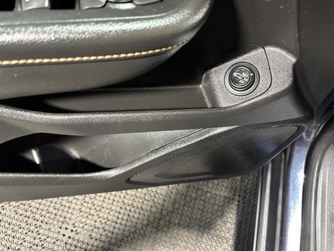 Used 2019 GMC Terrain SLE w/ Driver Convenience Package image 14