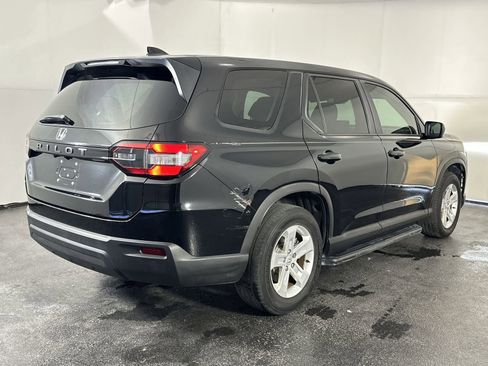 Used 2023 Honda Pilot LX image 8
