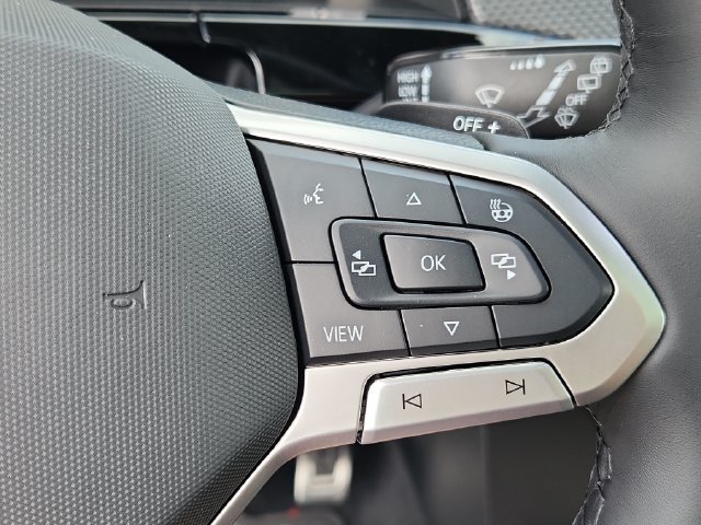 New 2026 Volkswagen Atlas Cross Sport SEL R-Line AWD/4WD image 12