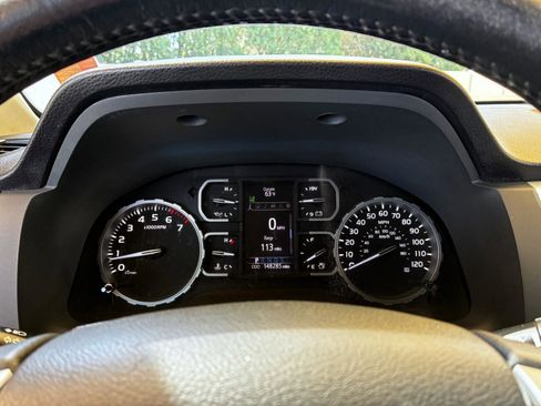 Used 2019 Toyota Tundra Limited w/ Limited Premium Package image 19