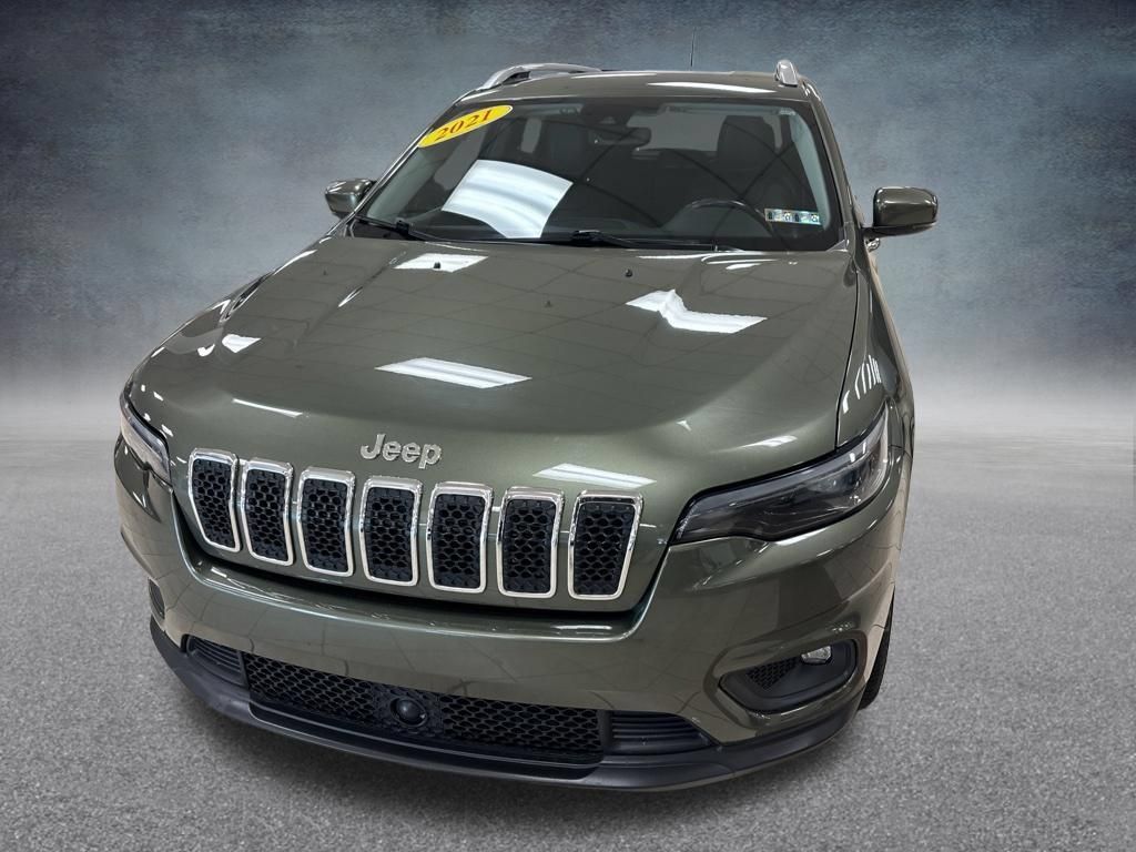 Used 2021 Jeep Cherokee Latitude Lux w/ Comfort/Convenience Group AWD/4WD image 2