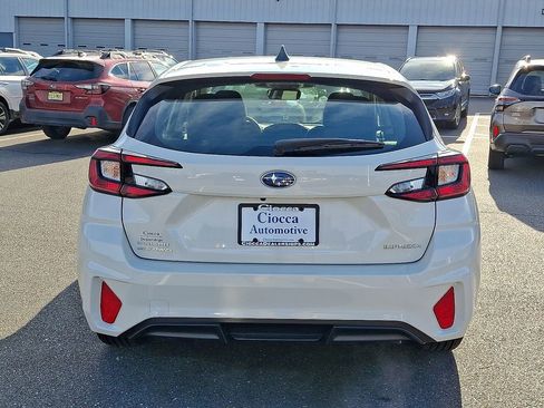 Certified 2025 Subaru Impreza 2.0i image 8