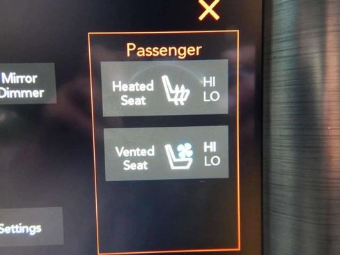 Used 2018 Dodge Challenger SXT Plus image 29