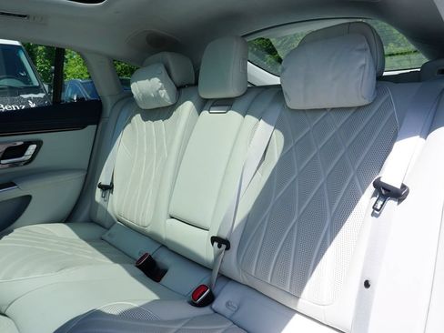 Certified 2023 Mercedes-Benz EQS 580 4MATIC Sedan image 22