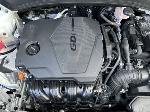 Used 2023 Kia Sportage X-Line w/ X-Line Premium Package image 18