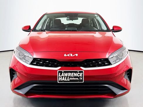 Used 2024 Kia Forte LXS FWD image 2