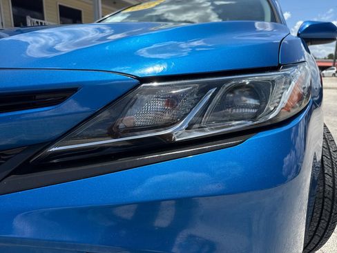 Used 2019 Toyota Camry SE FWD image 49