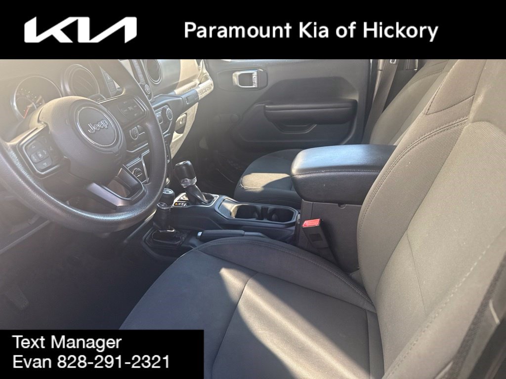 Used 2018 Jeep Wrangler Unlimited Sport AWD/4WD image 8