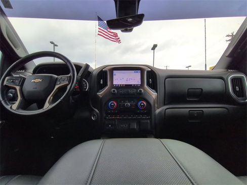 Used 2023 Chevrolet Silverado 3500 High Country w/ Technology Package image 2